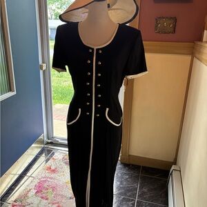 Piccalino Petites NEW sexy Black Dress with White Trim gold buttons Size 10 P